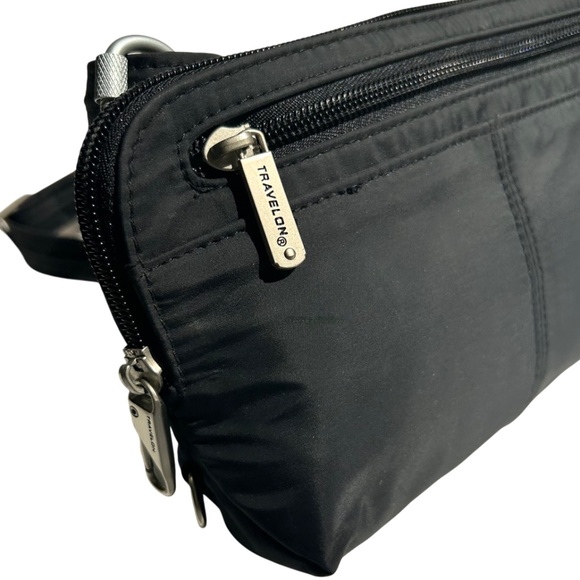 Travelon Anti-Theft RFID Protected Crossbody Bag - Picture 1 of 14